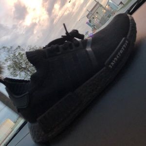 Adidas NMD Japan Triple Black size 9
